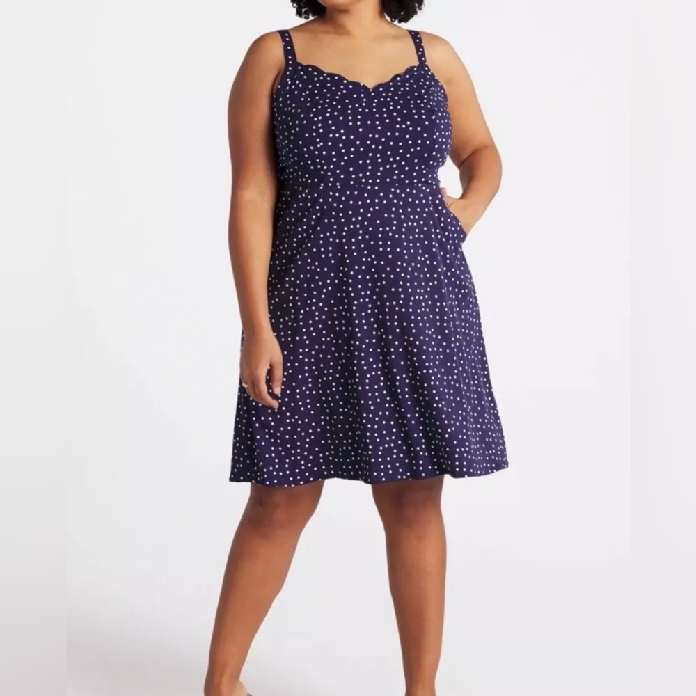 NWT 41 Hawthorn Beatriz Scallop Detail Dress